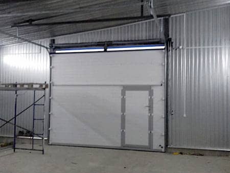 Подъемные ворота с калиткой для гаража в Актау